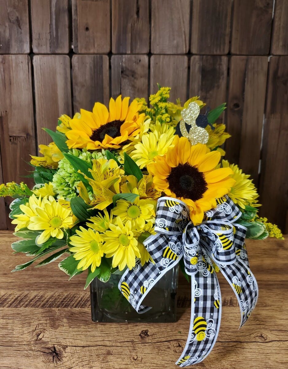 Busy Bee Bouquet Springfield MA Flower Delivery